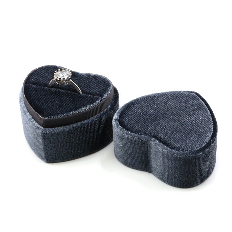 Velvet Love Ring Box