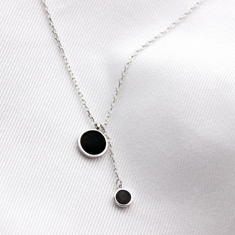 Black circle Necklace