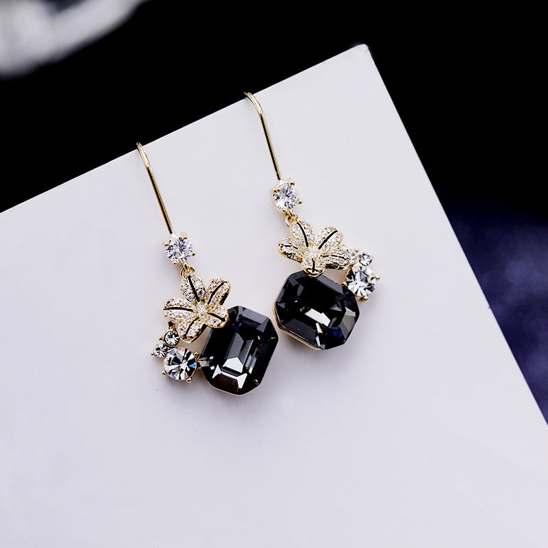 Febe Earrings