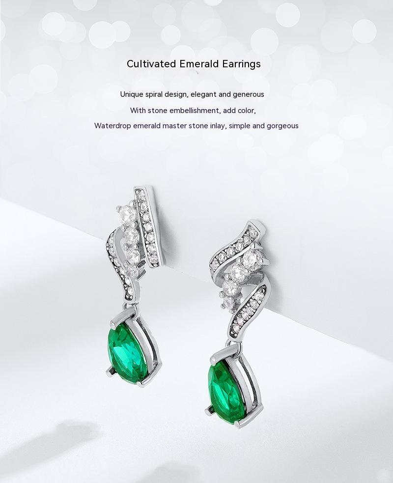 Emerald Earring