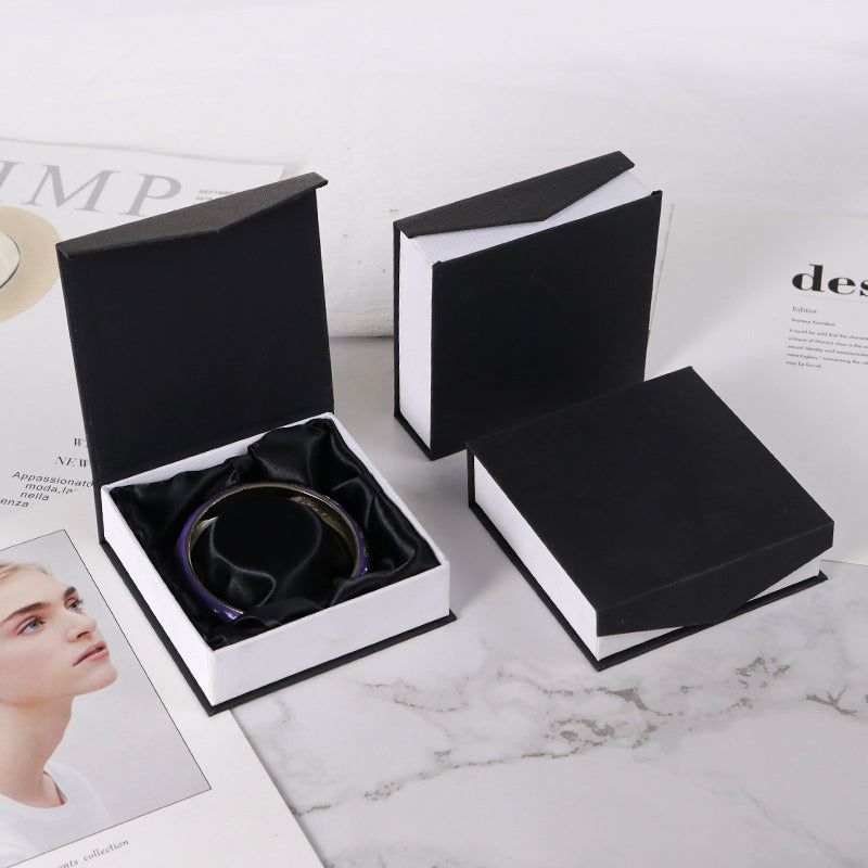 Bracelet Box  Packaging