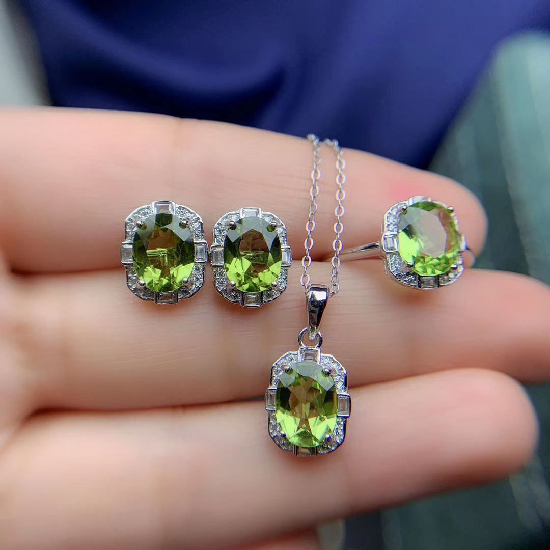 Natural Olivine Set