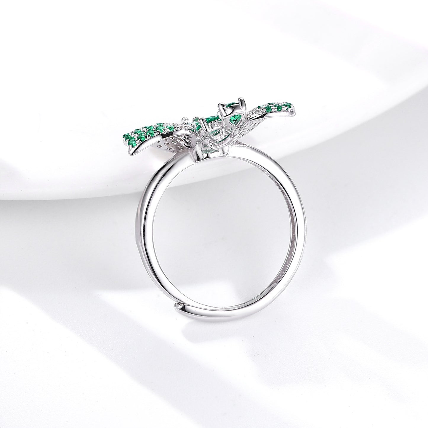 Butterfly Ring S925 Silver Set Natural Emerald