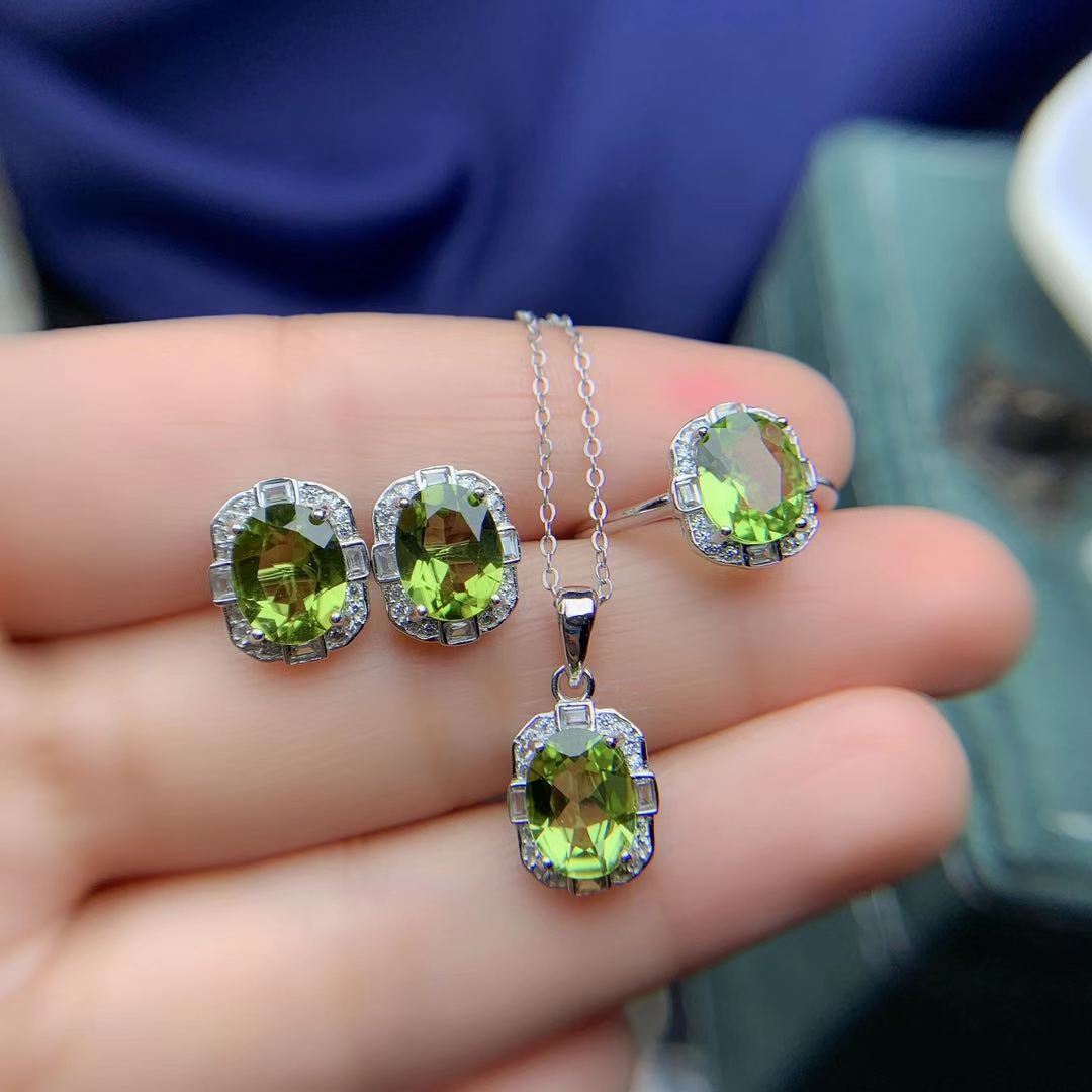 Natural Olivine Set