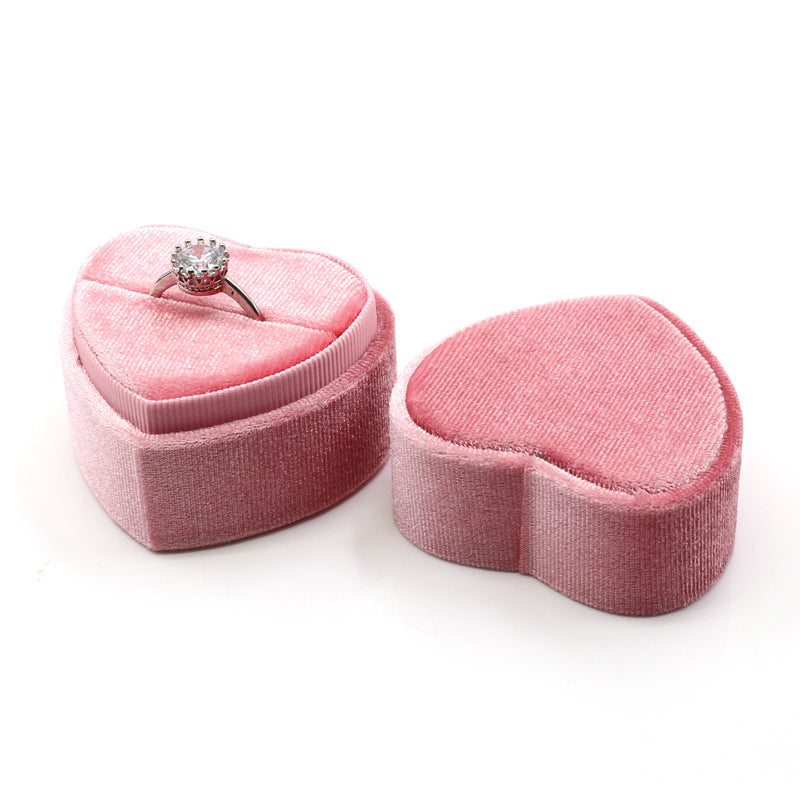 Velvet Love Ring Box