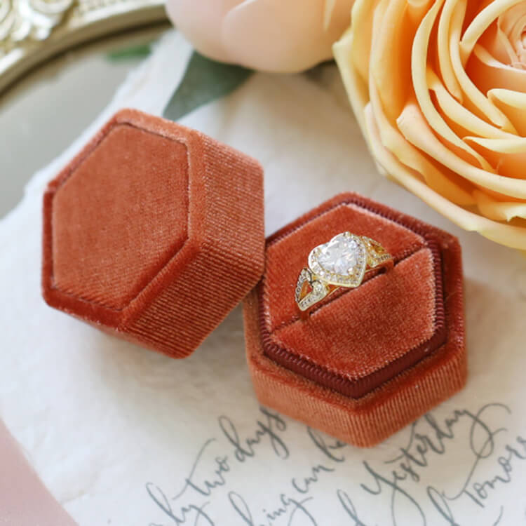 Velvet Ring Storage Box