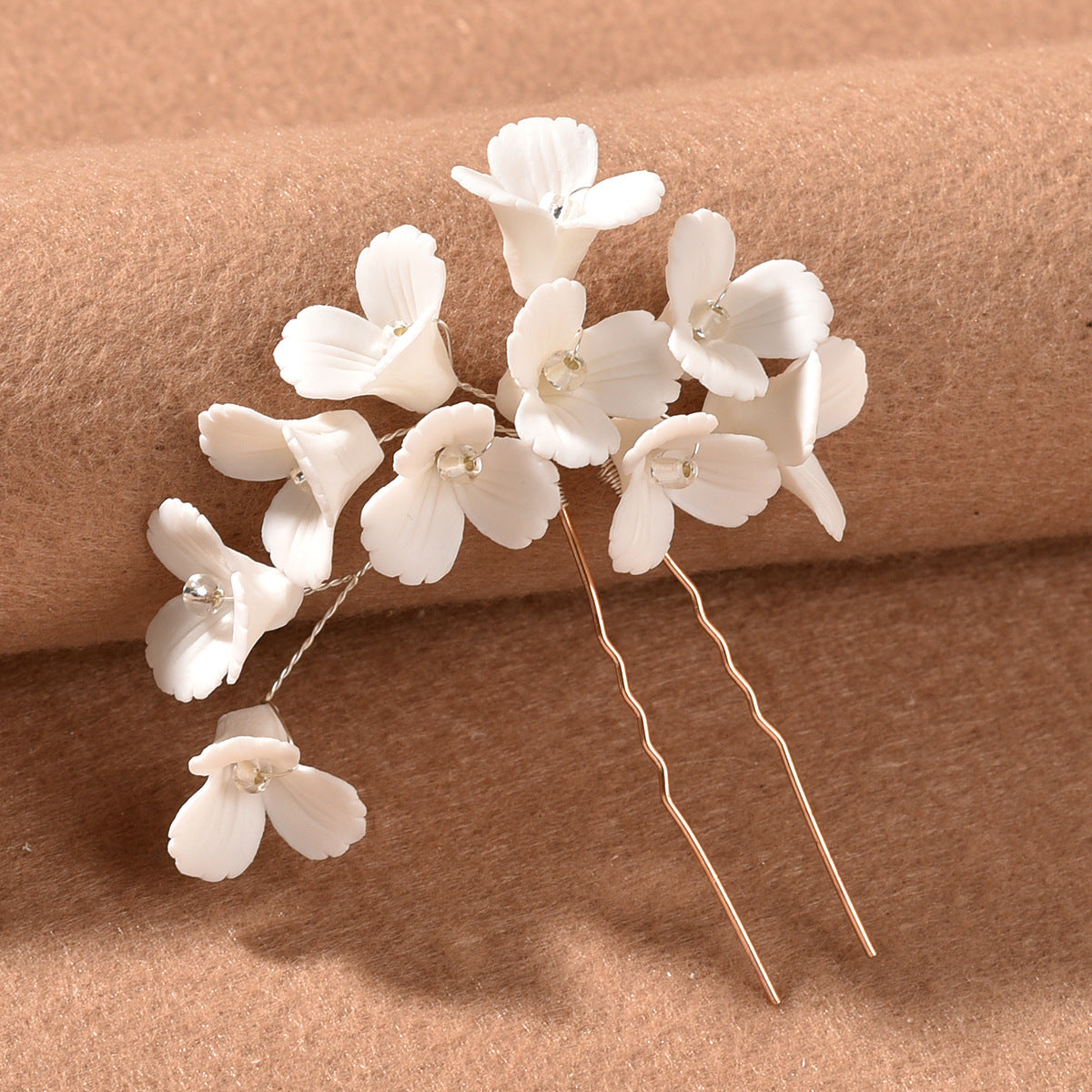 White 3D Flower Hairpin