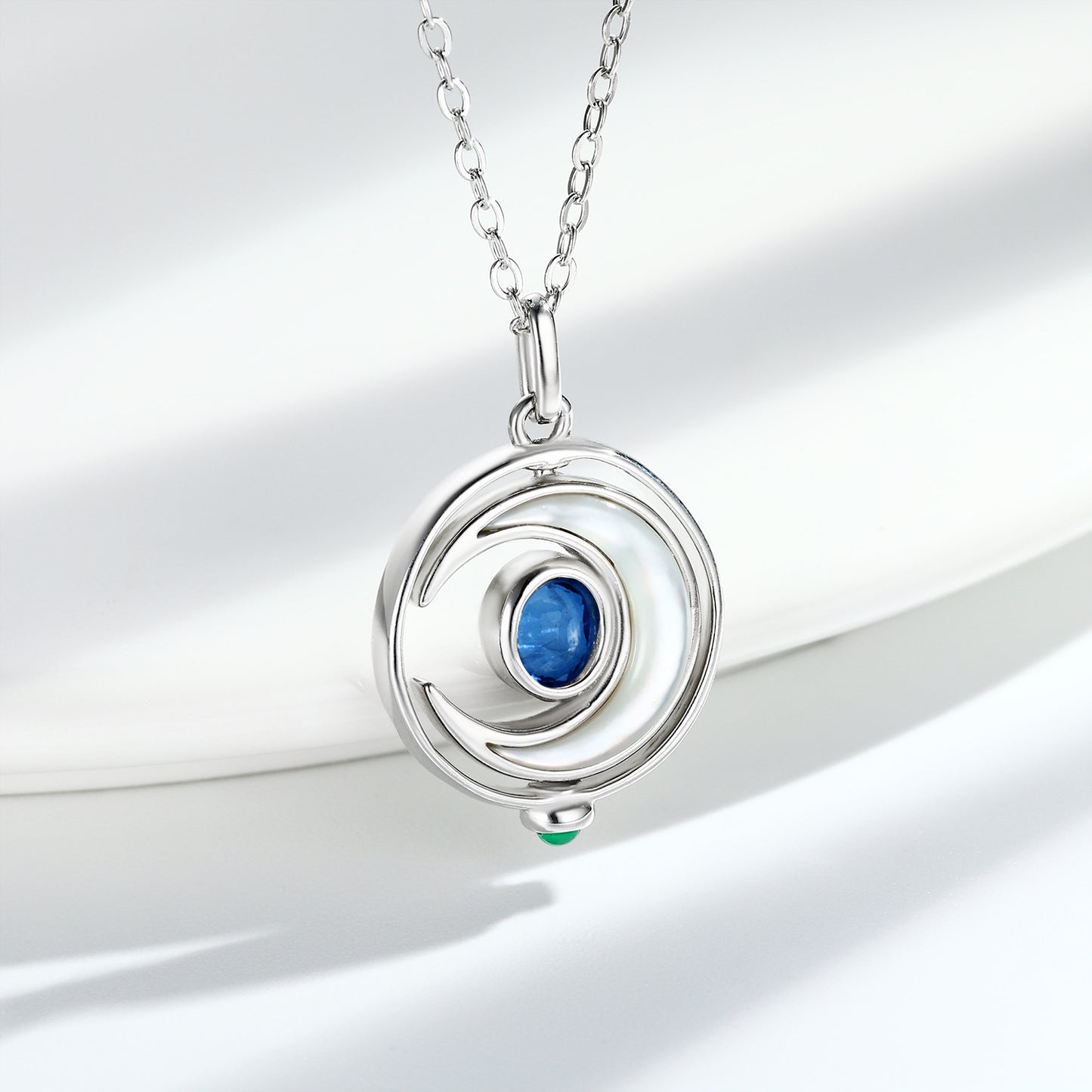 Rotate moon Sapphire Necklace