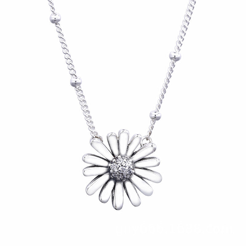 Daisy Necklace