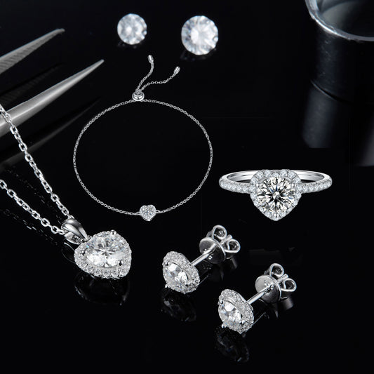 Love Design Moissanite set