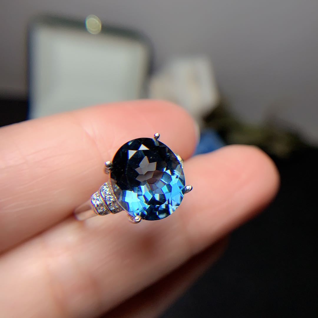 Dark Blue Topaz Ring